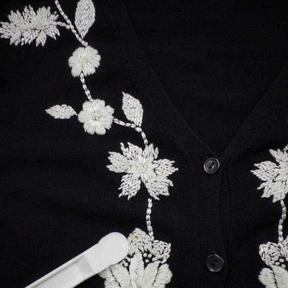 Kate Hill Black Knit Cardigan Floral Embroidered Romantic Vintage Boho Size XL - Picture 11 of 14